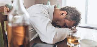 تاثیر منفی نوشیدنی الکلی در زندگی